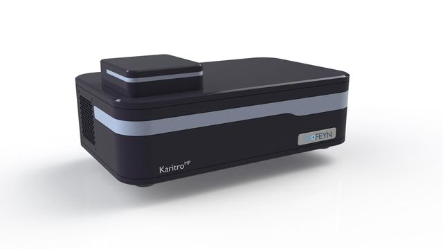 The KaritroMP macro mass photometer. 